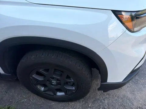More photos of 2025 Honda Pilot TrailSport at Jay Wolfe Acura, MO