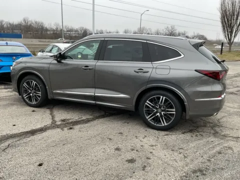 More photos of 2026 Acura MDX w/Advance Package at Jay Wolfe Acura, MO