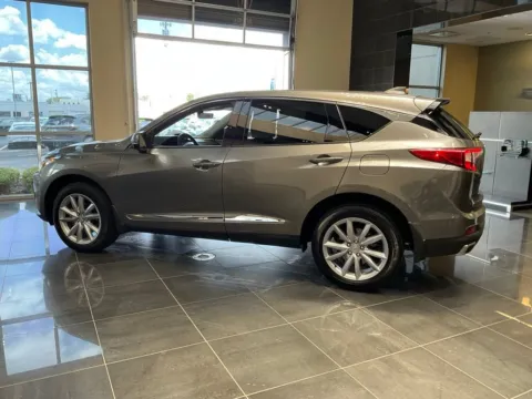 More photos of 2023 Acura RDX at Jay Wolfe Acura, MO