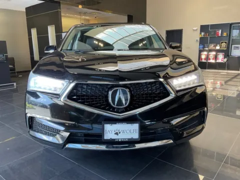 Photos of 2018 Acura MDX w/Technology Pkg for sale in Kansas City, MO at Jay Wolfe Acura