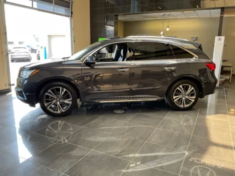 More photos of 2020 Acura MDX w/Technology Pkg at Jay Wolfe Acura, MO