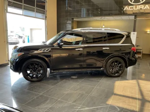More photos of 2013 INFINITI QX56 at Jay Wolfe Acura, MO