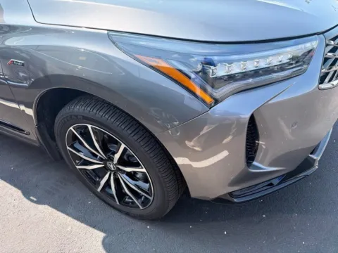 More photos of 2025 Acura RDX w/A-Spec Advance Package at Jay Wolfe Acura, MO
