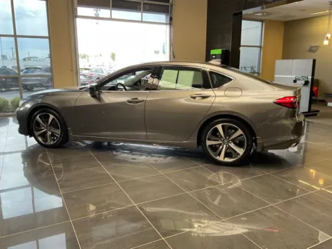 More photos of 2025 Acura TLX w/Technology Package at Jay Wolfe Acura, MO