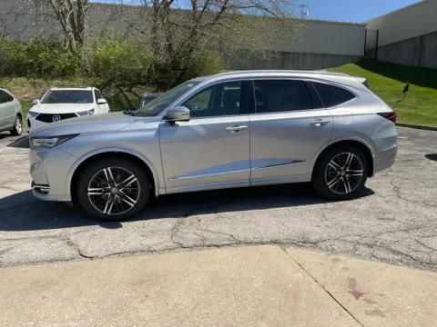 More photos of 2026 Acura MDX w/Advance Package at Jay Wolfe Acura, MO