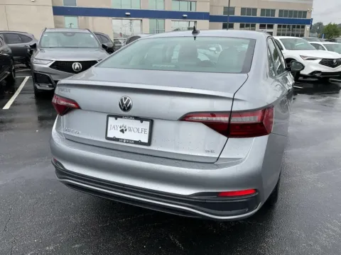 More photos of 2024 Volkswagen Jetta SE at Jay Wolfe Acura, MO