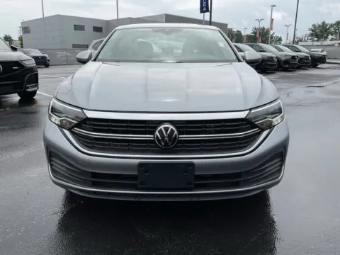 Photos of 2024 Volkswagen Jetta SE for sale in Kansas City, MO at Jay Wolfe Acura