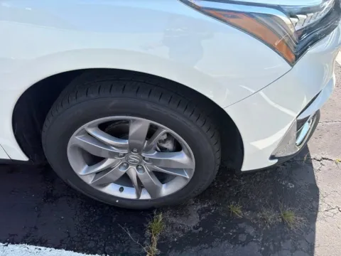 More photos of 2019 Acura RDX w/Advance Pkg at Jay Wolfe Acura, MO