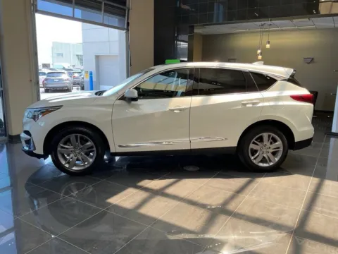 More photos of 2019 Acura RDX w/Advance Pkg at Jay Wolfe Acura, MO