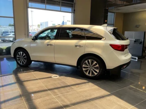 More photos of 2015 Acura MDX Tech/Entertainment Pkg at Jay Wolfe Acura, MO