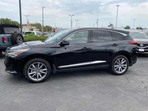 More photos of 2024 Acura RDX w/Technology Package at Jay Wolfe Acura, MO