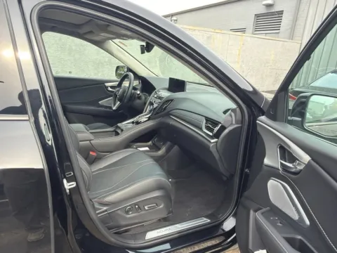 More photos of 2024 Acura RDX w/Technology Package at Jay Wolfe Acura, MO