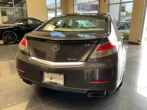 More photos of 2013 Acura TL Tech at Jay Wolfe Acura, MO