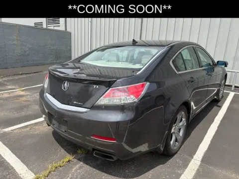 More photos of 2013 Acura TL Tech at Jay Wolfe Acura, MO