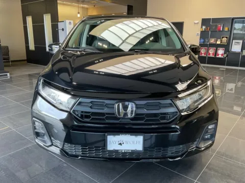 Photos of 2025 Honda Odyssey EX-L for sale in Kansas City, MO at Jay Wolfe Acura