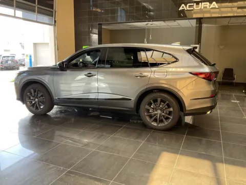 More photos of 2026 Acura MDX w/A-Spec Package at Jay Wolfe Acura, MO