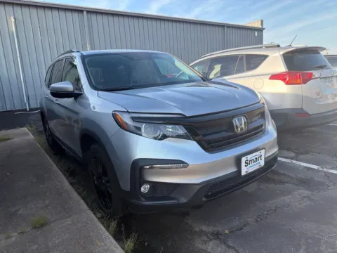 Photos of 2022 Honda Pilot Special Edition for sale in Kansas City, MO at Jay Wolfe Acura