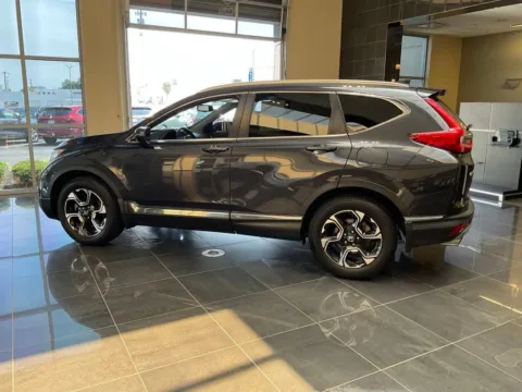 More photos of 2019 Honda CR-V Touring at Jay Wolfe Acura, MO