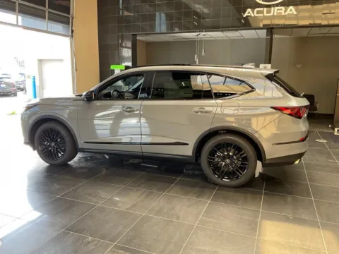 More photos of 2026 Acura MDX w/A-Spec Advance Package at Jay Wolfe Acura, MO