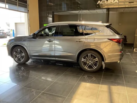 More photos of 2026 Acura MDX w/Advance Package at Jay Wolfe Acura, MO