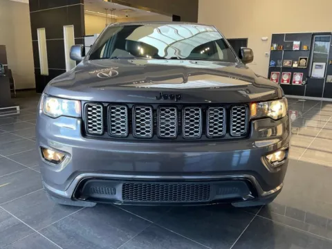Photos of 2019 Jeep Grand Cherokee Altitude for sale in Kansas City, MO at Jay Wolfe Acura