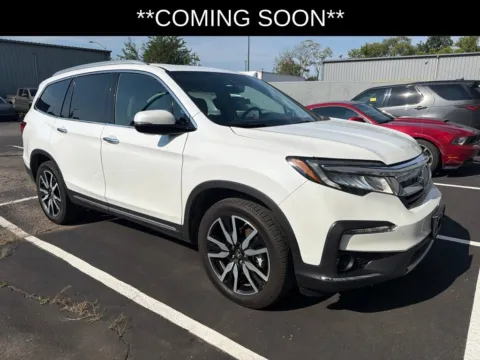 White 2021 Honda Pilot Elite for sale in Kansas City, MO