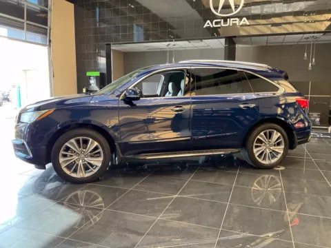 More photos of 2017 Acura MDX w/Technology Pkg at Jay Wolfe Acura, MO