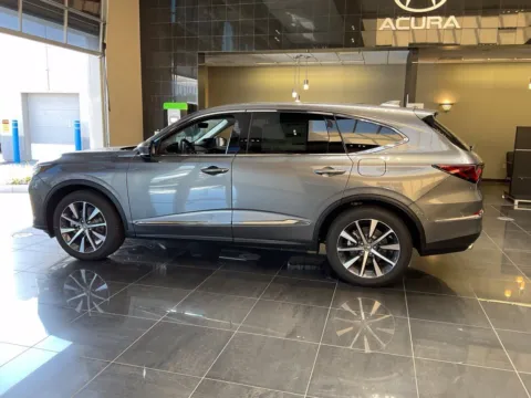 More photos of 2026 Acura MDX w/Technology Package at Jay Wolfe Acura, MO