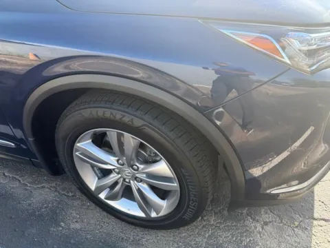 More photos of 2023 Acura MDX 3.5L at Jay Wolfe Acura, MO