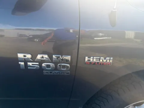 More photos of 2019 Ram 1500 Classic Big Horn at Jay Wolfe Acura, MO