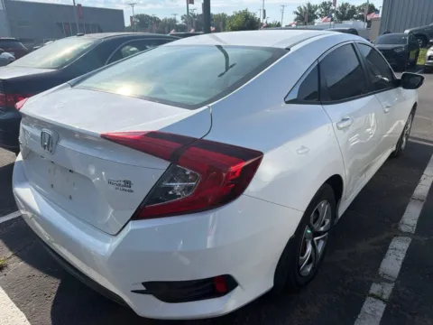 More photos of 2018 Honda Civic Sedan LX at Jay Wolfe Acura, MO