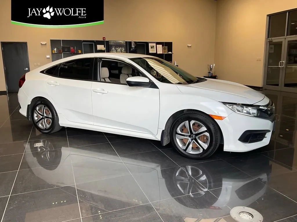 White 2018 Honda Civic Sedan LX for sale in Kansas City, MO