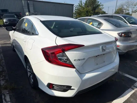 More photos of 2018 Honda Civic Sedan LX at Jay Wolfe Acura, MO