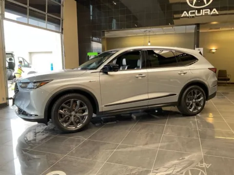 More photos of 2022 Acura MDX w/A-Spec Package at Jay Wolfe Acura, MO