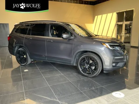 Gray 2021 Honda Pilot Special Edition for sale in Kansas City, MO