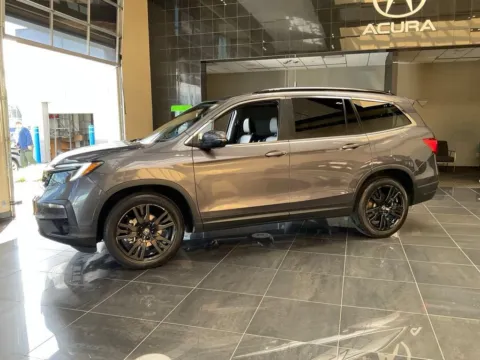 More photos of 2021 Honda Pilot Special Edition at Jay Wolfe Acura, MO