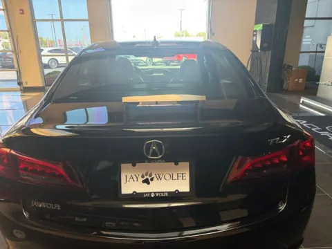 More photos of 2016 Acura TLX Tech at Jay Wolfe Acura, MO
