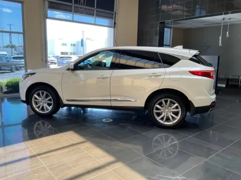 More photos of 2024 Acura RDX at Jay Wolfe Acura, MO