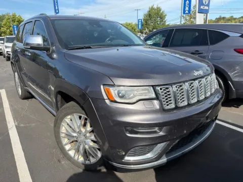 Photos of 2018 Jeep Grand Cherokee Summit for sale in Kansas City, MO at Jay Wolfe Acura