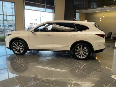 More photos of 2026 Acura MDX w/Technology Package at Jay Wolfe Acura, MO