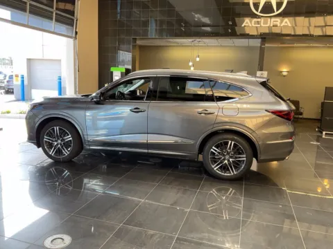 More photos of 2026 Acura MDX w/Advance Package at Jay Wolfe Acura, MO