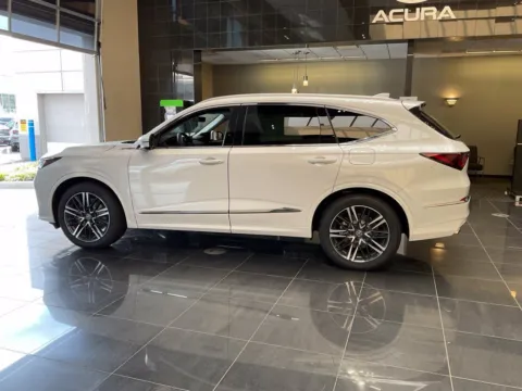 More photos of 2026 Acura MDX w/Advance Package at Jay Wolfe Acura, MO