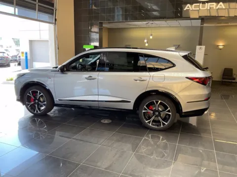 More photos of 2026 Acura MDX Type S w/Advance Package at Jay Wolfe Acura, MO