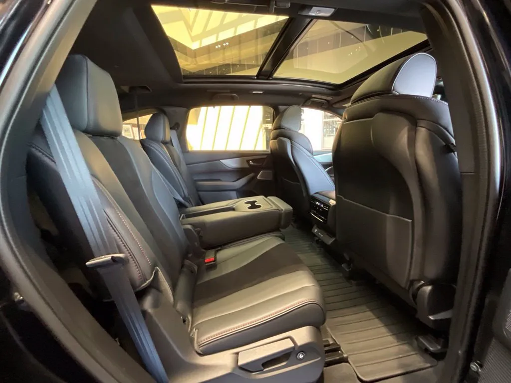 2026 Acura MDX A-Spec Package - Photo 23