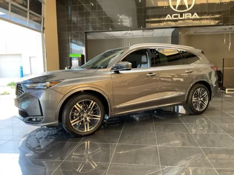 More photos of 2026 Acura MDX w/Advance Package at Jay Wolfe Acura, MO