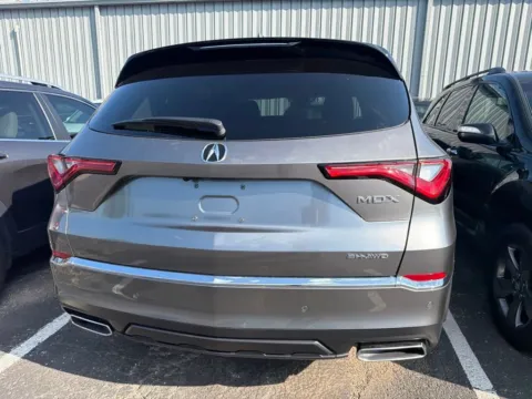 More photos of 2024 Acura MDX w/Technology Package at Jay Wolfe Acura, MO