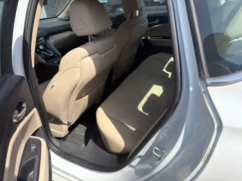 More photos of 2021 Acura TLX w/Technology Package at Jay Wolfe Acura, MO
