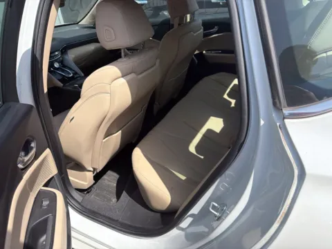 More photos of 2021 Acura TLX w/Technology Package at Jay Wolfe Acura, MO