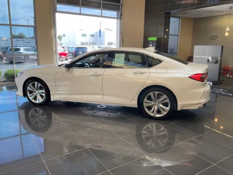 More photos of 2021 Acura TLX w/Technology Package at Jay Wolfe Acura, MO