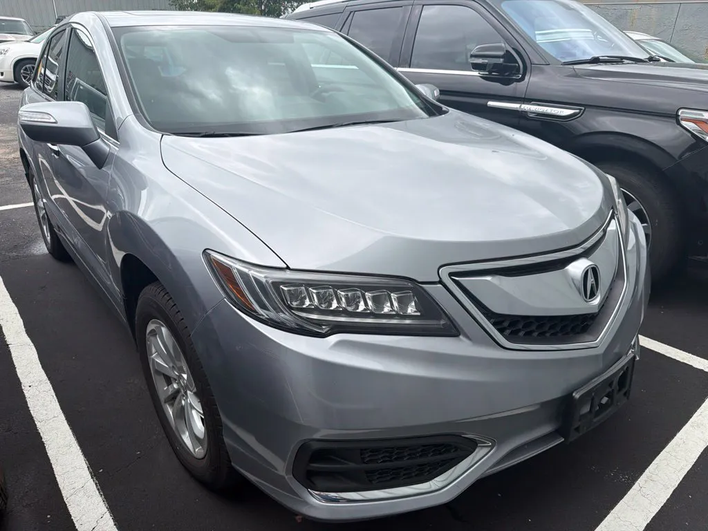 Used 2018 Acura RDX Technology Package with VIN 5J8TB4H56JL004750 for sale in Kansas City